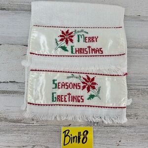 Vintage Christmas Hand Towels Season Greetings Lot of 2